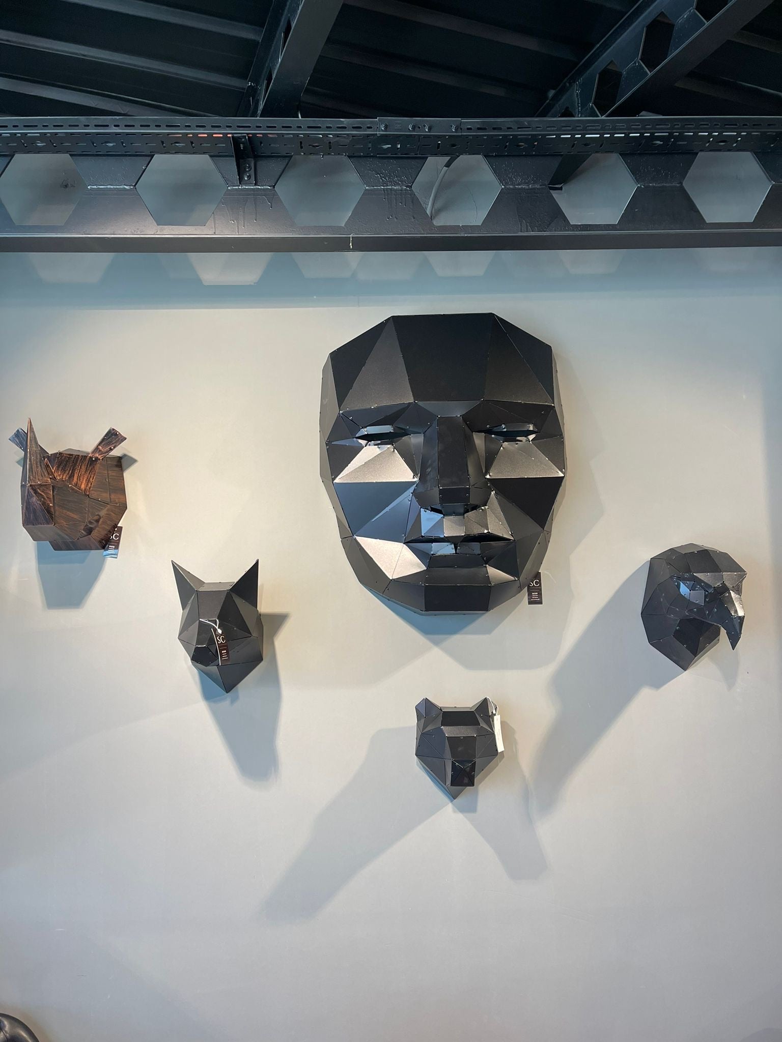 3D Geometric Wall Art of Mysterious Mask